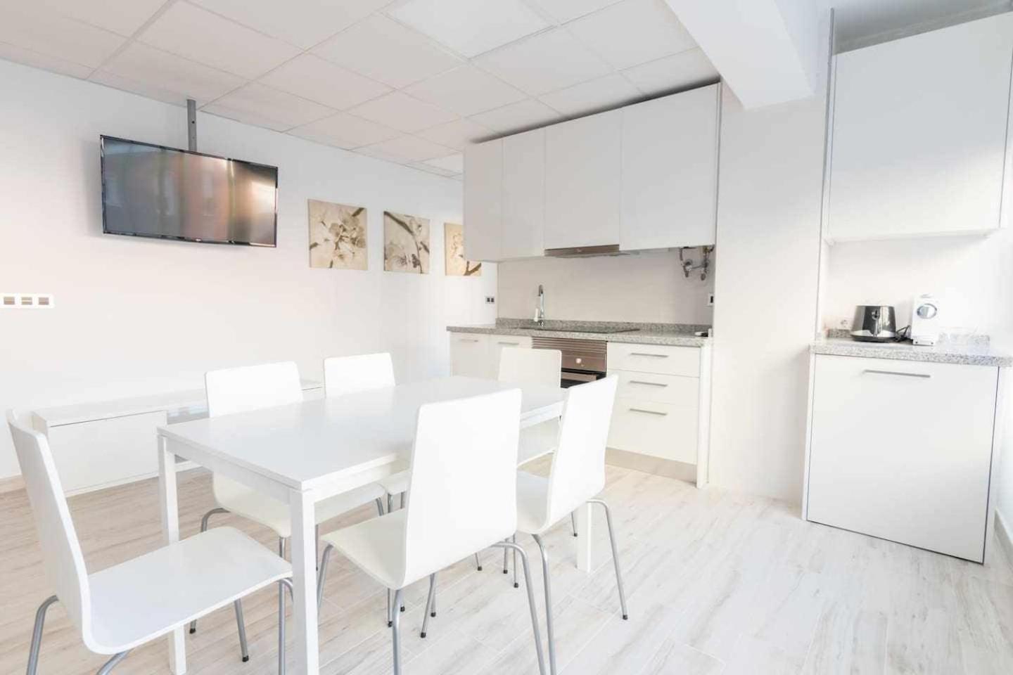 Apartamentos Arena Y Cairo ムルシア 部屋 写真